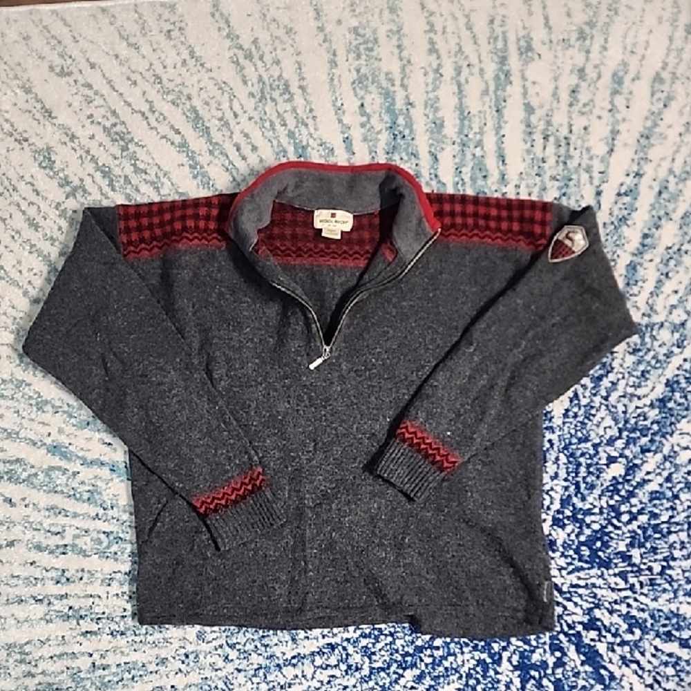 Woolrich Women's Charcoal and Crimson Zip-Up Sweater